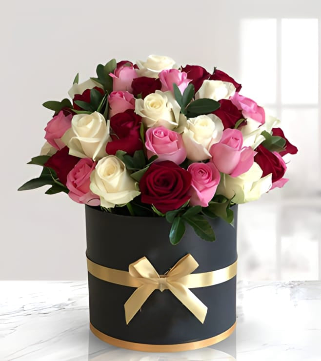 Elegant Tricolor Rose Hatbox
