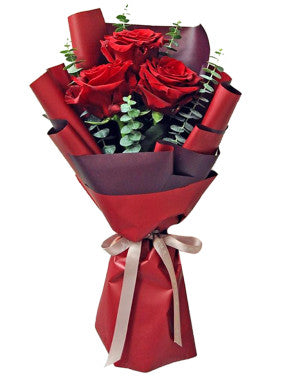 3 Red Rose Bouquet