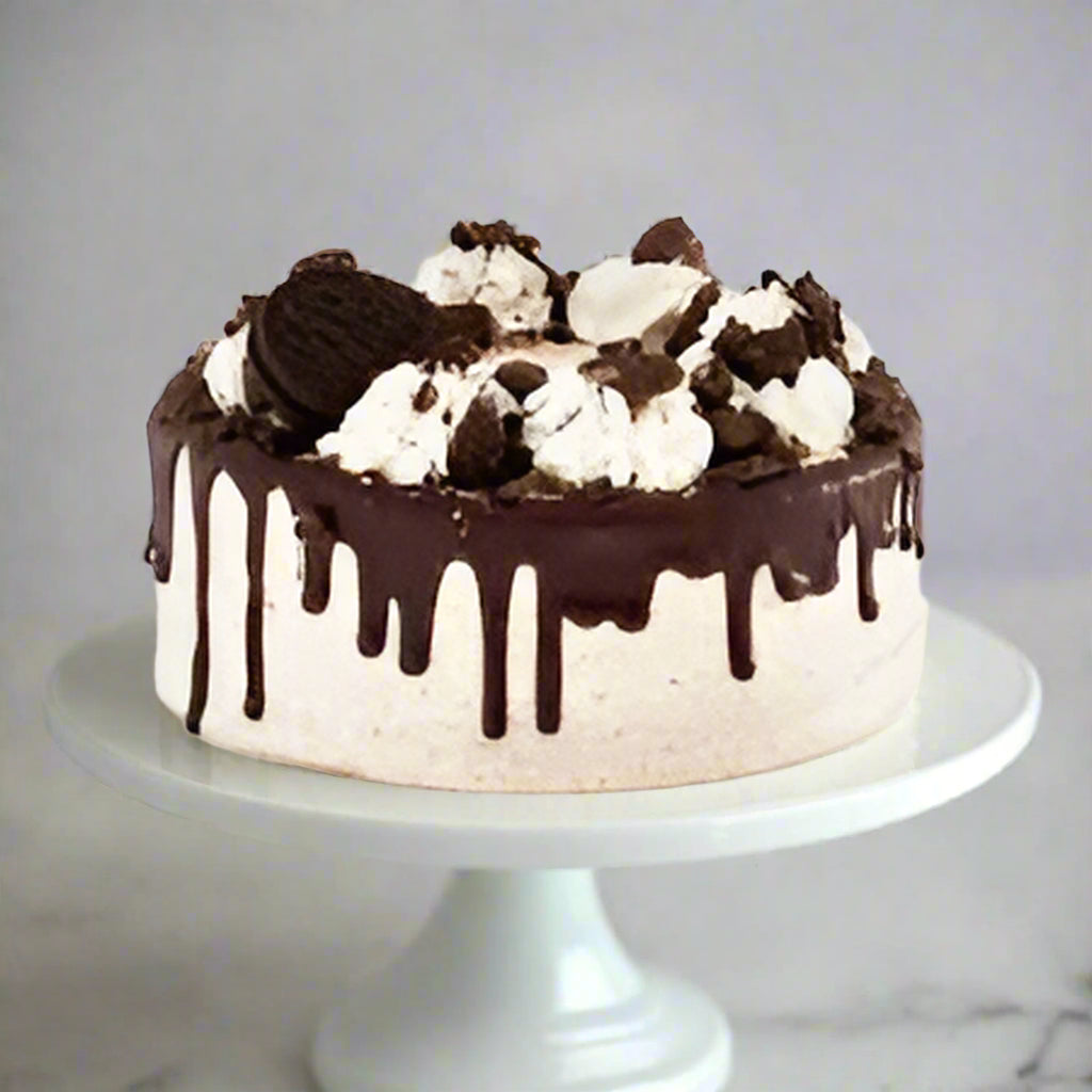 Chocolate Cookie Drizzle Cake